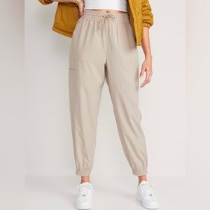 Extra High Waisted Stretch-tech performance Cargo Jogger pant